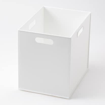 【ニトリ】収納ケース Nインボックス(W) たて型ハーフ ホワイト　 幅19.2×奥行26.4×高さ23.6cm　   アイテムごとに分類したい時にもとても便利なサイズ感となっています。