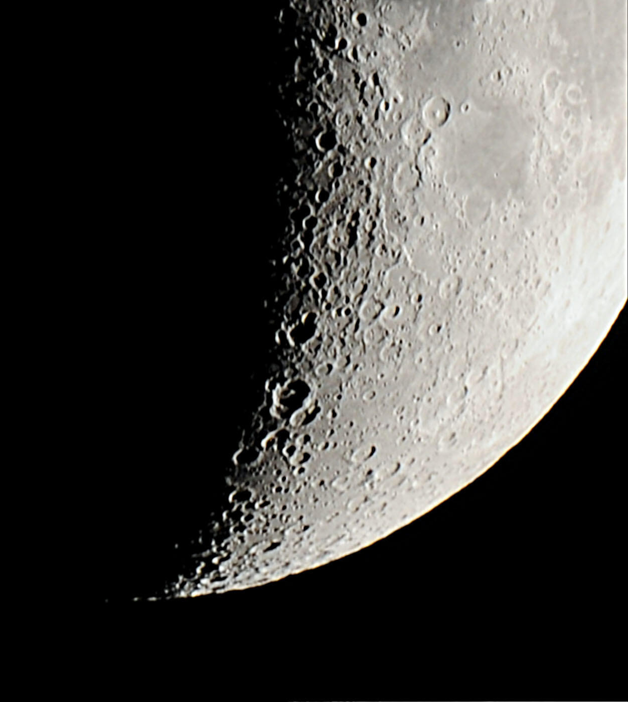 65㎝望遠鏡で覗いた月